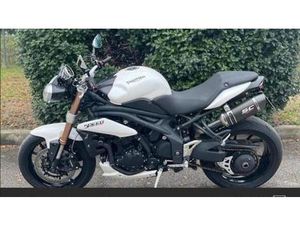 VENDO TRIUMPH SPEED TRIPLE 1050 (2011 - 13) USATA A BOLOGNA (CODICE 9865681) - MOTO.IT