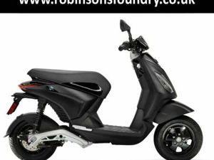 PIAGGIO 1 ELECTRIC SCOOTER 1.2KW