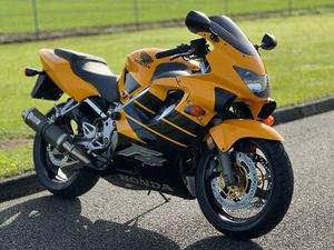 HONDA CBR600F 600 CC
