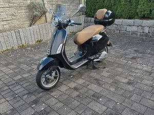 VESPA PRIMAVERA 125 CCM BLACK MIT VIEL ZUBEHÖR