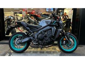 VENDO YAMAHA MT-09 Y-AMT (2024 - 25) USATA A ROMA (CODICE 9865434) - MOTO.IT