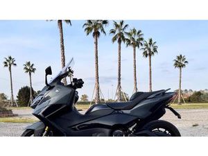 VENDO YAMAHA T-MAX 560 TECH MAX (2022 - 24) USATA A JESOLO (CODICE 9865314) - MOTO.IT