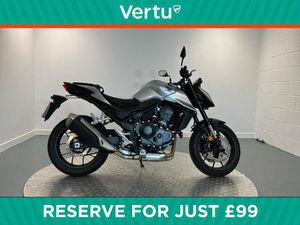 HONDA CB750A HORNET HONDA (25MY) 755 CC