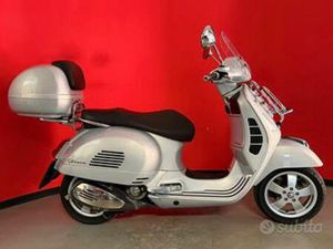 VESPA GTS 300 TOURING ABS