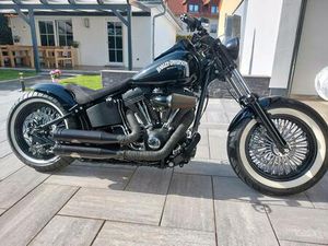 HARLEY-DAVIDSON SOFTAIL NIGHT TRAIN