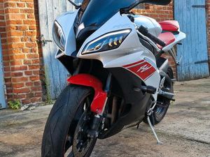 YAMAHA R6 RJ15