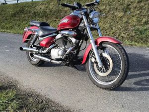 SUZUKI INTRUDER