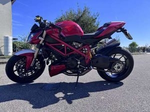 DUCATI STREETFIGHTER