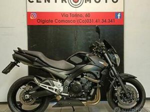 SUZUKI GSR 600