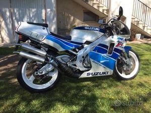 SUZUKI RGV 250 - 1991