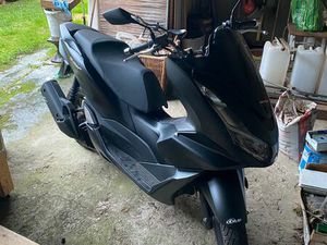 VENDS SCOOTER HONDA 125 PCX