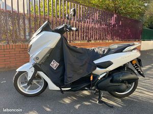 SCOOTER YAMAHA NMAX 125 AVEC ABS