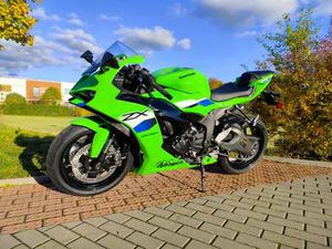 KAWASAKI ZX-6R NINJA MODEL 2026 - 4 LETÁ ZÁRUKA ZDARMA