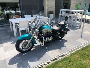 ② MOTO KAWASAKI VN 800 CLASSIQUE