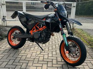 KTM 690 SMCR - EURO 3 - TOP GEPFLEGT - ALL BLACK - POP AND BANG