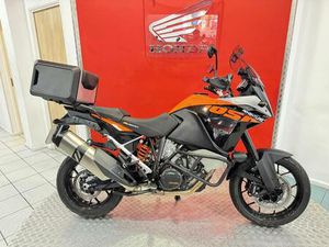 KTM 1050 ADVENTURE