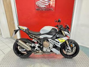 BMW S1000R