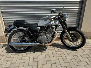 YAMAHA SR 500 2J4