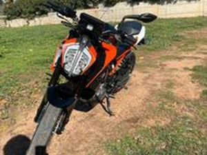 KTM DUKE 125 2019