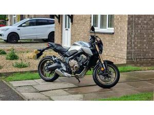 HONDA CB650R, SILVER, 2021, 650 CC, A2 RESTRICTED, LOW MILEAGE, FRESH MOT AND SERVICE
