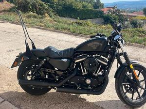 HARLEY DAVIDSON - SPORTER 883 IRON