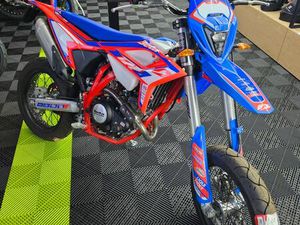 BETA RR MOTARD 125 R 4T LC - 119 EUROS/MOIS
