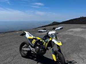 HUSQVARNA 701 SUPERMOTO 2021