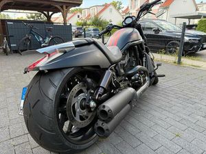 HARLEY-DAVIDSON VRSCDX NIGHTROD 280ER JEKILL&HYDE AIRRIDE SCHWARZ