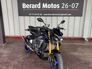 YAMAHA MT-10