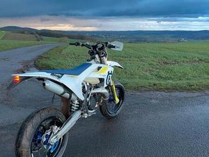 HUSQVARNA TE 250 / 300 I ENDURO/SUPERMOTO (KTM EXC 250/300)