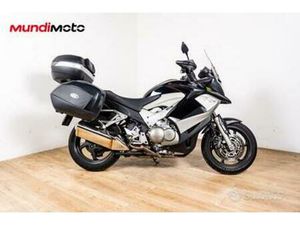 HONDA CROSSRUNNER 800 VFR 800 X - 2011