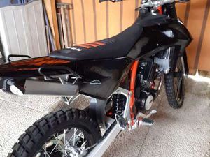 SWM SM 125 R ROSSO
