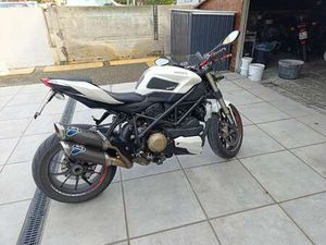 DUCATI STREETFIGHTER BIANCO
