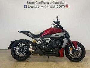 DUCATI XDIAVEL V4 BURNING RED MY2026 ROSSO
