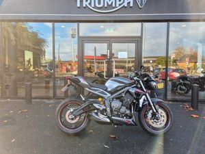 2021 TRIUMPH STREET TRIPLE RS