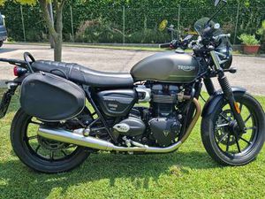 TRIUMPH STREET TWIN GRIGIO