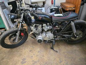 MOTORRAD SUZUKI GS 550E