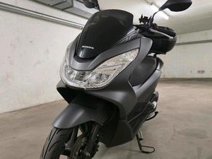 HONDA PCX 125 CCM GRAU-MATT TOP GEPFLEGT