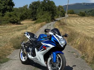 SUZUKI GSXR A2 →