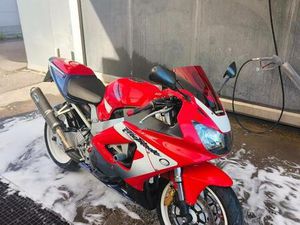 ② HONDA CBR900 RR FIREBLADE SC44 (2001)