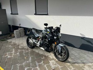 BMW F 900 R