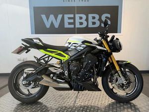 TRIUMPH STREET TRIPLE 765 S