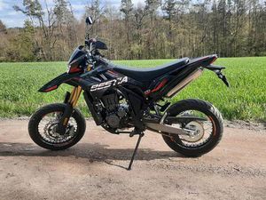 ONLINE BESTIA 125 SUPERMOTO
