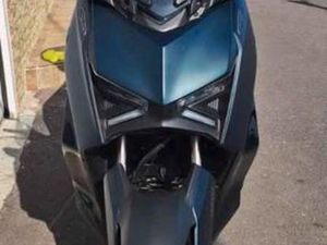 YAMAHA - XMAX 300 TECH MAX