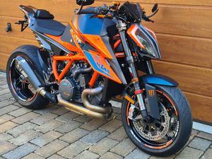 KTM SUPERDUKE 1290 3.0 TECHPACK ORANGE SCHWARZ MIT QS