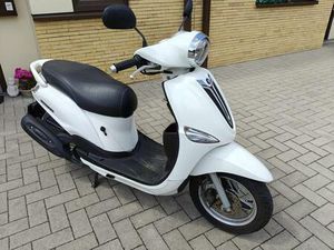 ② YAMAHA D'ELIGHT SCOOTER 115 CC