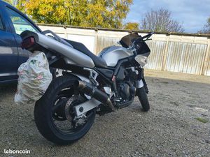 600 FAZER 2000