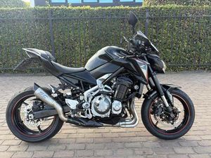 ② KAWASAKI Z 900