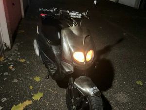 SCOOTER PEUGEOT TREKKER