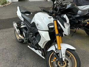 YAMAHA FZ8